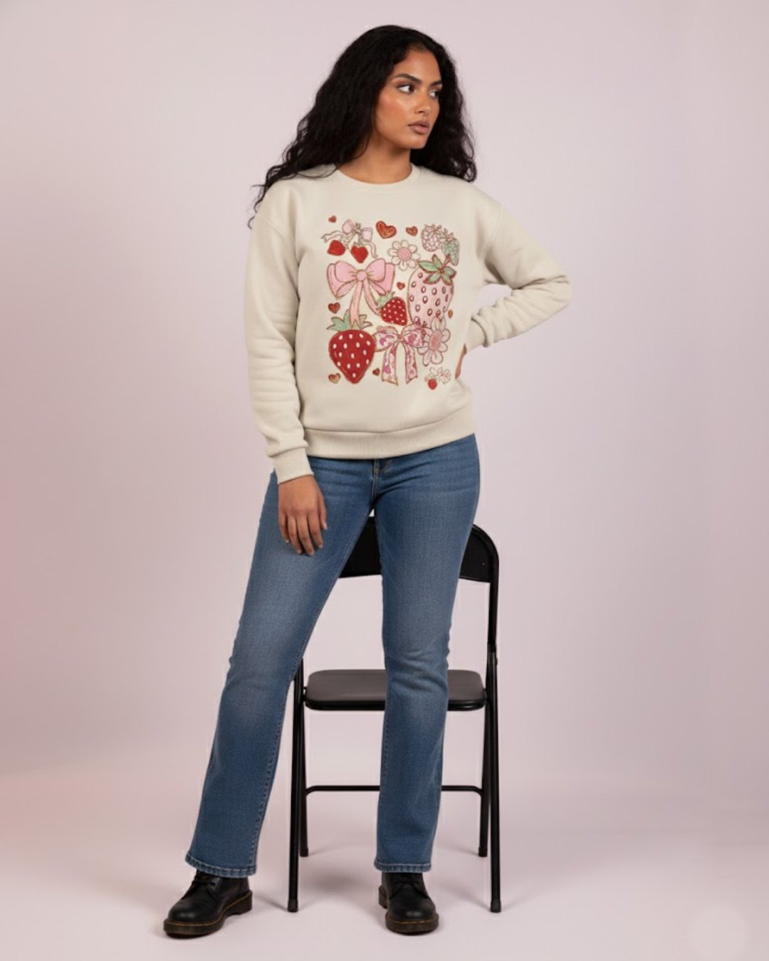 Sweet Berry Dreams – Classic Fit Sweatshirt