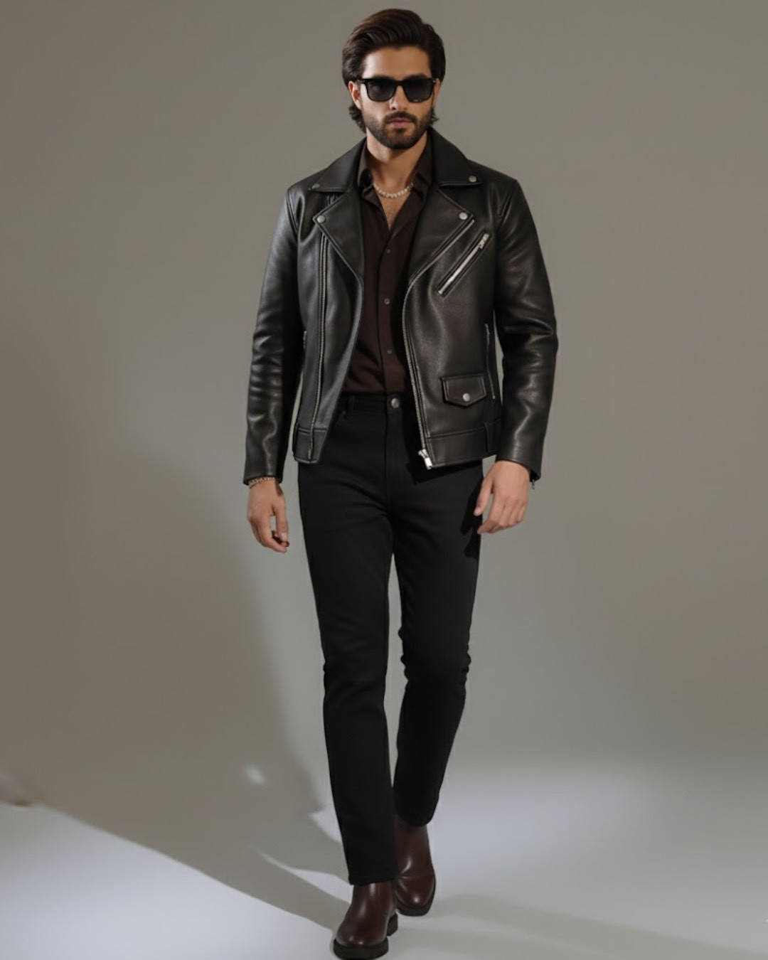 Leather Chelsea Boots – Classic Slip-On Elegance